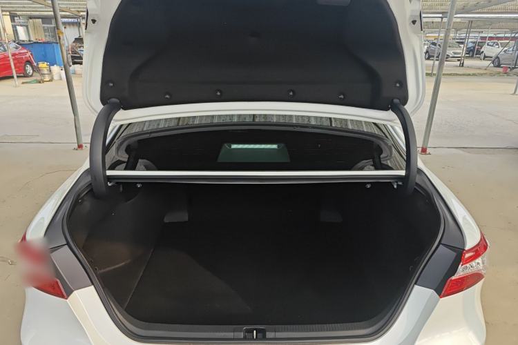 Used Toyota Camry 2021 2.0G Luxury Edition