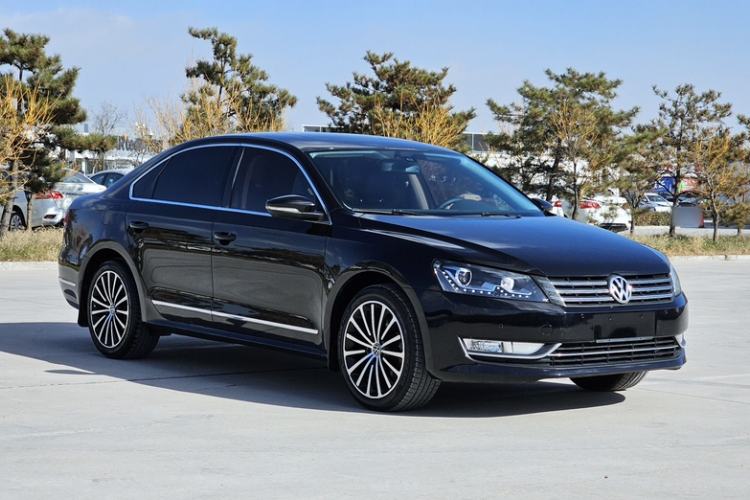 Used Volkswagen Passat 2015 1.8TSI DSG Prestige Edition