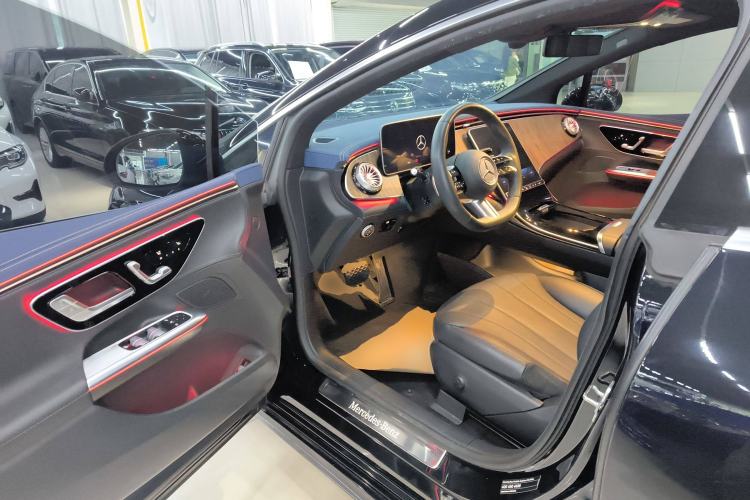 Used Mercedes-Benz EQE 2022 350 Pioneer Edition
