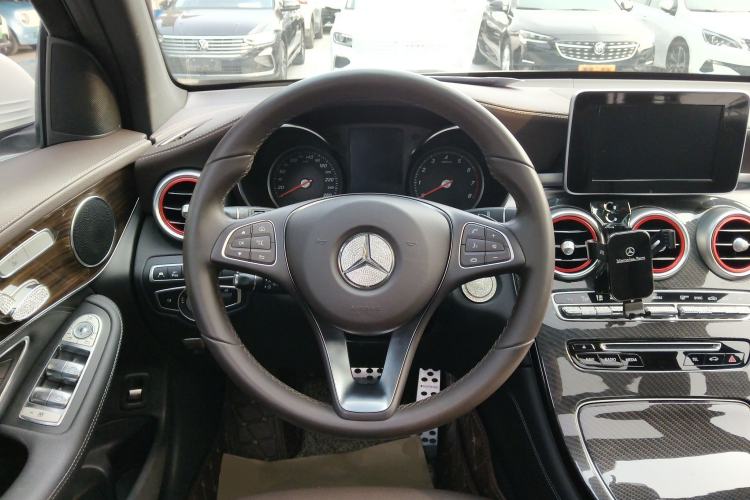 Used Mercedes-Benz GLC 2019 GLC 260 L 4MATIC Luxury Model