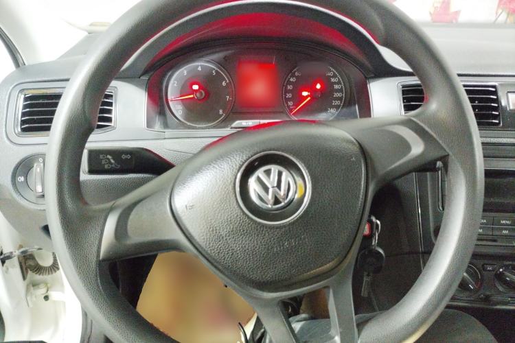 Used Volkswagen Santana 2016 1.6L Manual Fashion Edition
