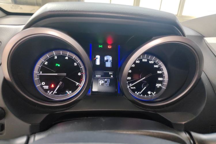 Used Toyota Prado 2014 4.0L Automatic TX-L NAVI
