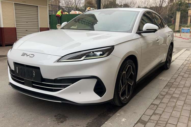 Used BYD Seal 06 New Energy 2024 DM-i 120KM Flagship Model
