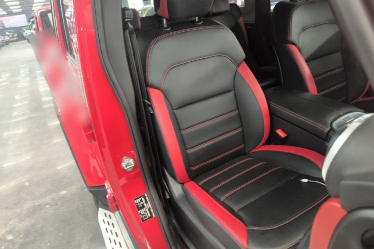 Used  BJ40 2020 2.0T Automatic Four-Wheel Drive Urban Hunter Edition Chivalrous Type