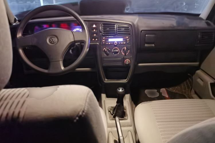 Used Volkswagen Jetta 2010 1.6L Partner