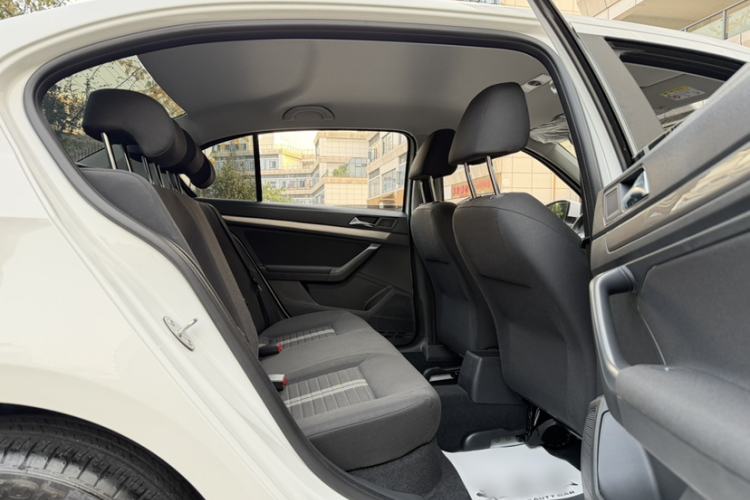 Used Volkswagen Lavida 2019 Lavida Start 1.5L Automatic Trendy Version China VI Standard
