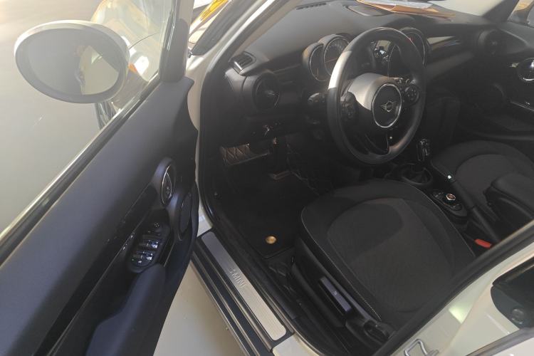 Used  MINI 2018 1.5T ONE PLUS Five-Door Edition
