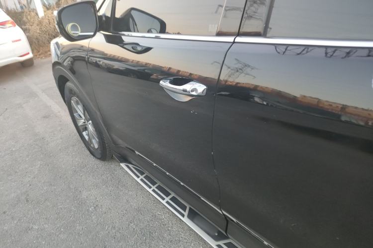 Used Hyundai Santa Fe 2015 2.0T Automatic All-Wheel Drive Smart Version 5 Seats