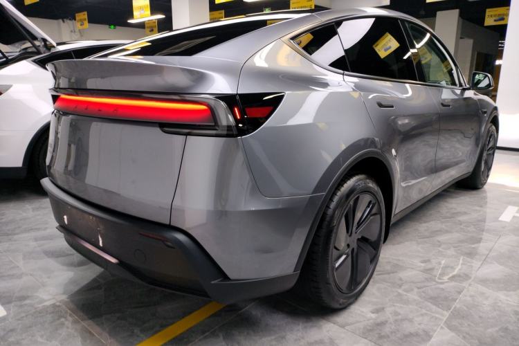 Used Tesla Model Y 2026 Model Long-Range Rear-Wheel-Drive Version