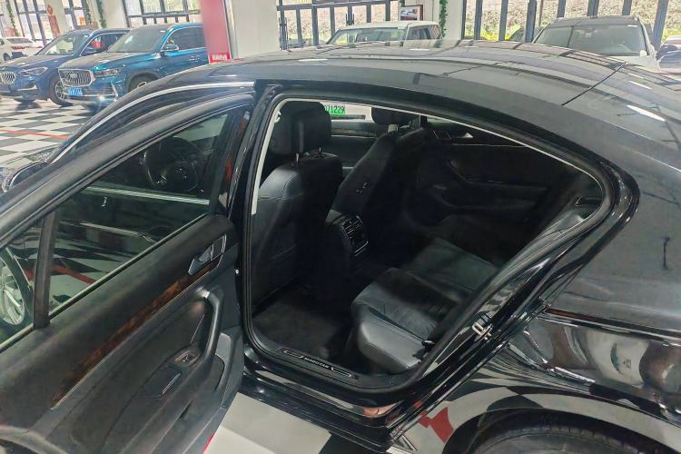 Used Volkswagen Magotan 2018 330TSI DSG Luxury Model