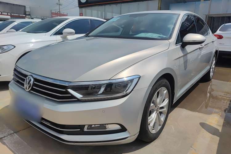 Used Volkswagen Magotan 2019 330TSI DSG Luxury Model China V Standard
