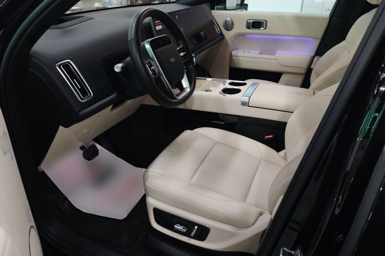 Used Li Auto L8 2023 Pro Model
