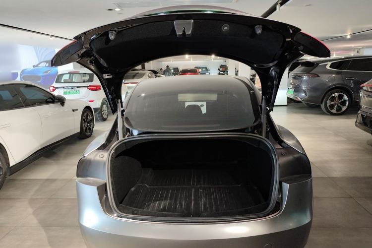 Used Tesla Model 3 2023 Rear-Wheel-Drive Version