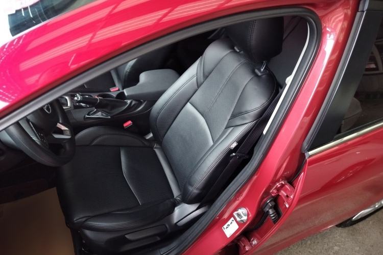 Used Mazda Mazda 3 Axela 2017 Hatchback 1.5L Automatic Comfort Model Emission Standard China V