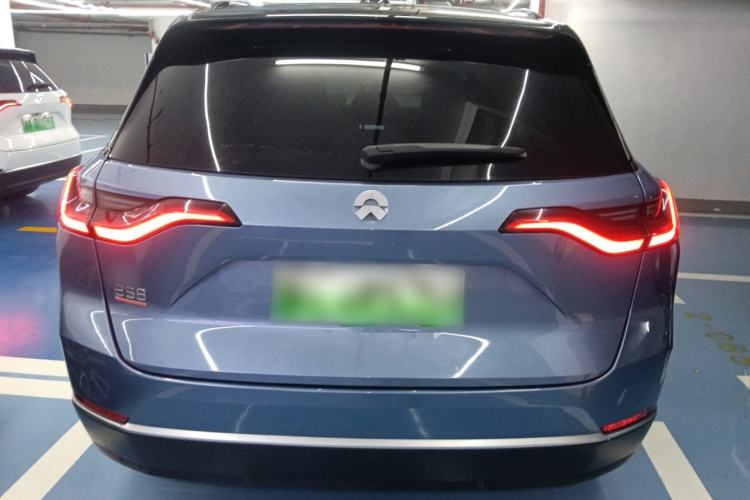 Used Nio ES8 2020 580 km Signature Edition 7-Seater Version
