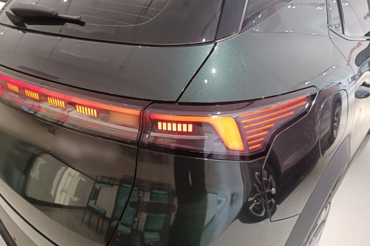 Used Lynk & Co 06 EM-P 2023 EM-P 126 Long-Range Halo