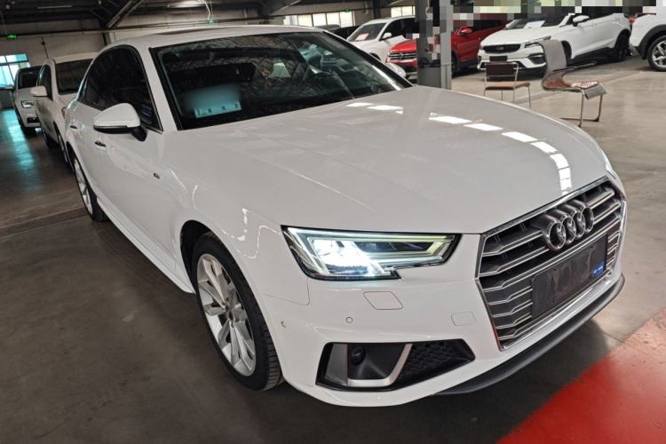 Used Audi A4L 2019 40 TFSI Fashion Edition China VI Emission Standard
