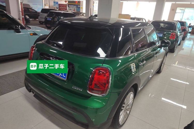 Used  MINI 2022 1.5T COOPER Classic Edition Five-Door Version
