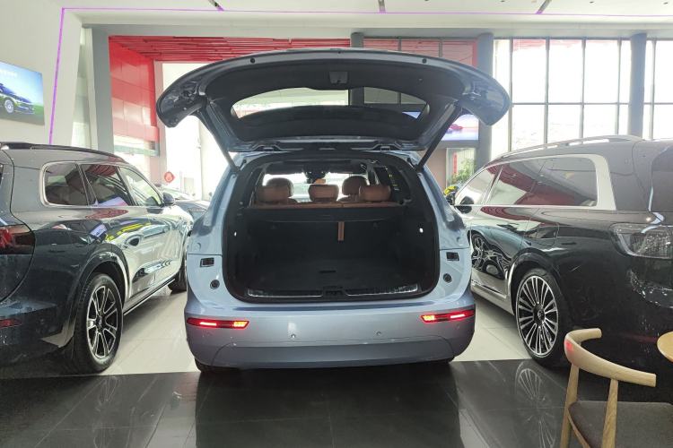 Used Hima AITO M7 2024 1.5T Intelligent Drive 4WD Ultra Version 5 Seats
