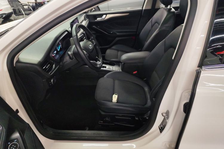 Used Ford Focus 2020 Hatchback EcoBoost 180 Automatic Trend Edition
