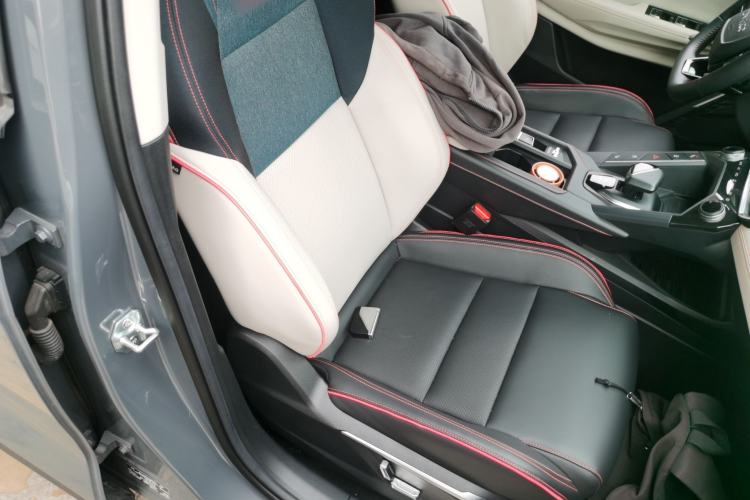 Used Lynk & Co 06 2023 Remix 1.5T YAO Halo
