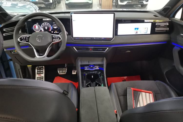 Used Volkswagen Tiguan L 2024 PRO 380TSI Four-Wheel Drive R-Line Prestige Edition
