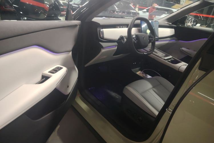 Used VOYAH COURAGE 2024 Long-Range Smart Edition
