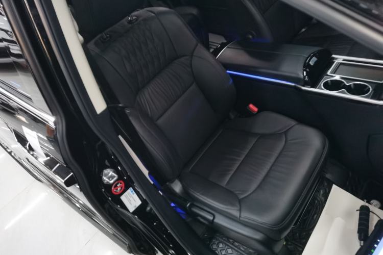 Used Honda Elysion 2022 2.0L eHEV Luxury Edition
