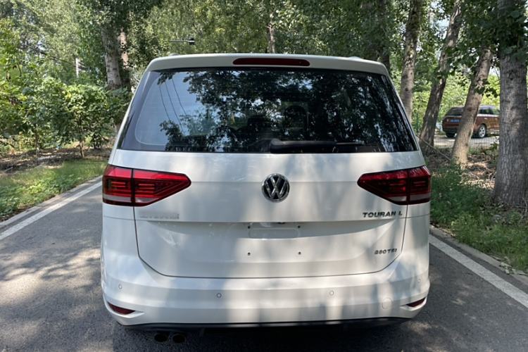 Used Volkswagen Touran 2018 Volkswagen Touran L 280TSI DSG Comfort Edition 7 Seats China V Emission Standard
