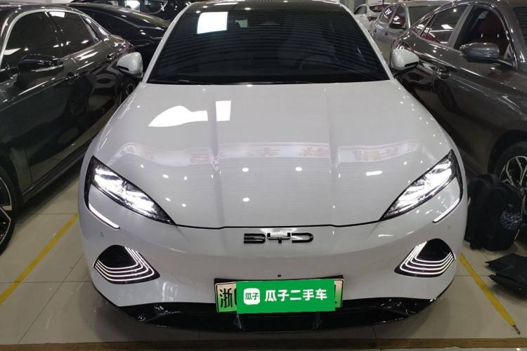 Used BYD Seal 2022 550 km Standard Range Rear-Wheel Drive Prestige Version
