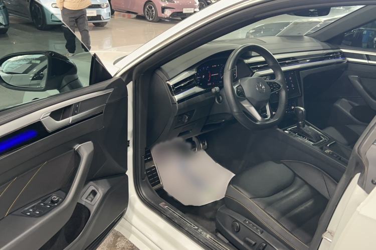 Used Volkswagen FAW-Volkswagen CC 2023 380TSI Striking Edition
