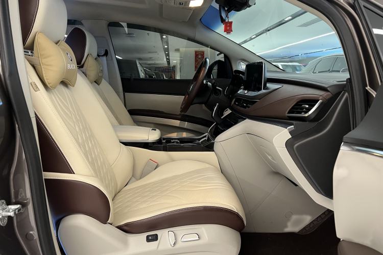 Used Buick GL8 2023 Land Executive Class Smart Enjoyment Model