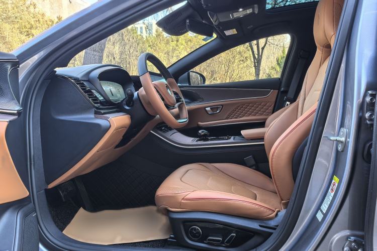 Used BYD Han 2022 DM-i 242km Flagship Model
