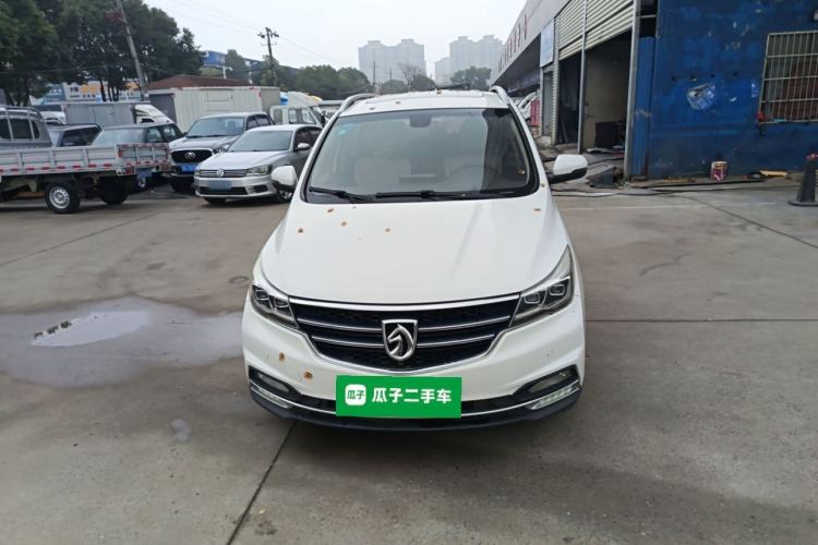 Used Baojun 730 2017 1.5T DCT Flagship Model 7 Seats China V Emission Standard
