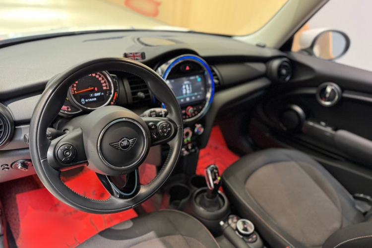 Used  MINI 2020 1.5T ONE
