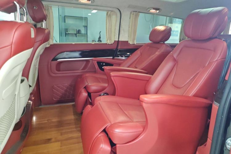 Used Mercedes-Benz V-Class 2018 V 260 L Prestige Extended Version China VI
