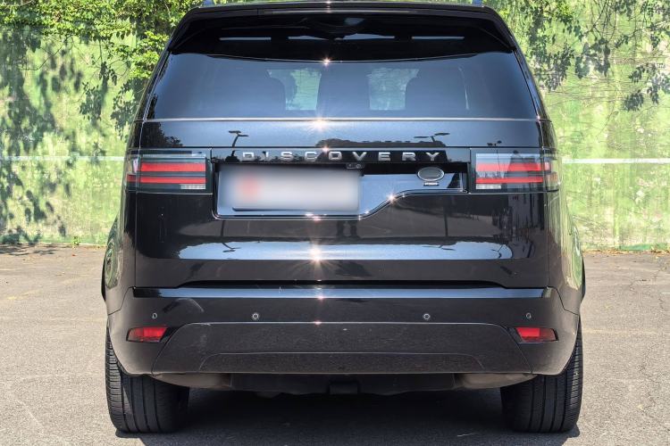 Used Land Rover Discovery 2023 360 PS R-Dynamic SE
