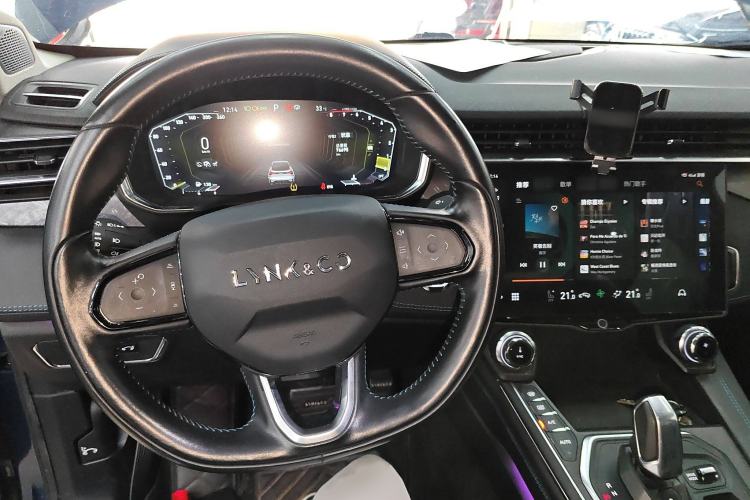 Used Lynk & Co 05 2020 2.0TD Two-Wheel Drive Shine Halo
