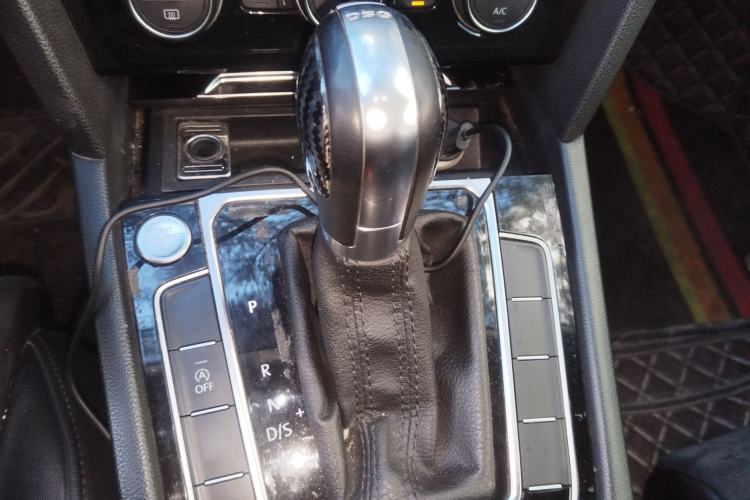 Used Volkswagen Magotan 2017 330TSI DSG Luxury Model