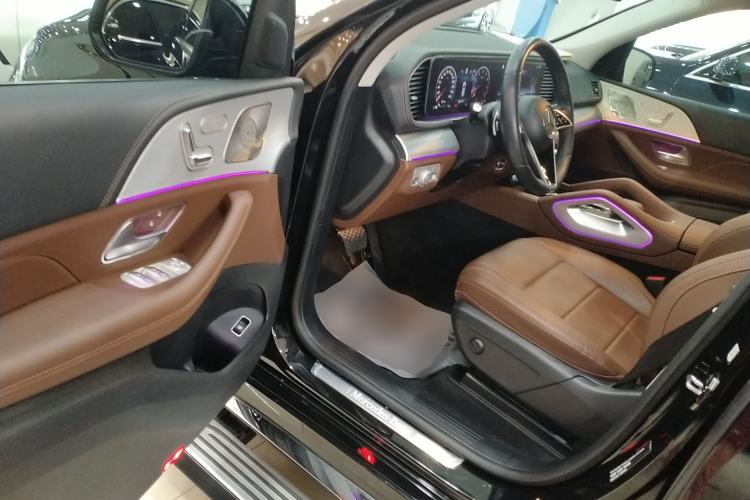 Used Mercedes-Benz GLE 2024 GLE 450 4MATIC AMG Line
