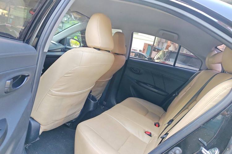 Used Toyota YARiS L 2019 1.5E CVT Dynamic Edition China VI compliant
