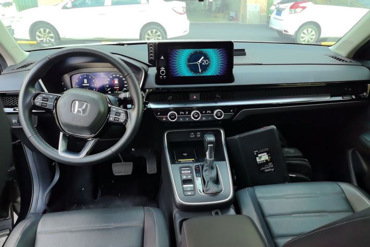 Used Honda CR-V 2023 240TURBO Two-Wheel Drive Deluxe Edition 7 Seats
