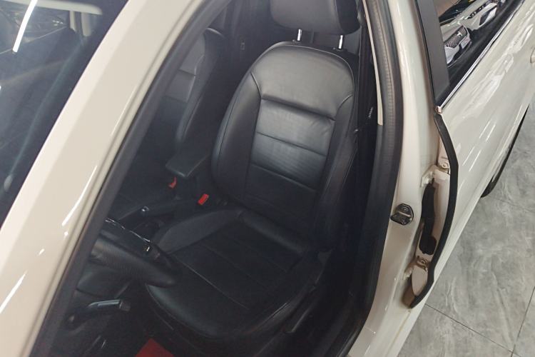 Used Volkswagen Lavida 2013 Restyled Classic 1.6L Automatic Comfort Edition