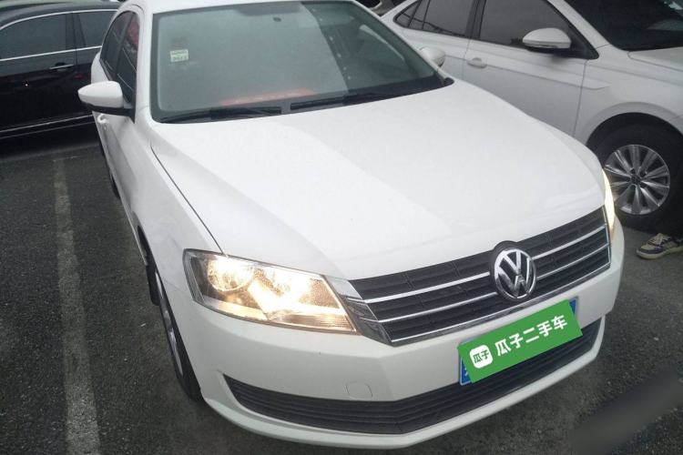 Used Volkswagen Lavida 2013 Revised Classic 1.6L Automatic Fashion Edition
