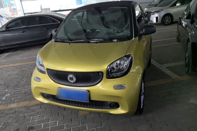 Used  fortwo 2018 1.0L 52kW Hardtop Dynamic Version China V
