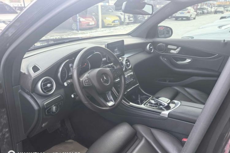 Used Mercedes-Benz GLC 2019 GLC 260 L 4MATIC Dynamic Model
