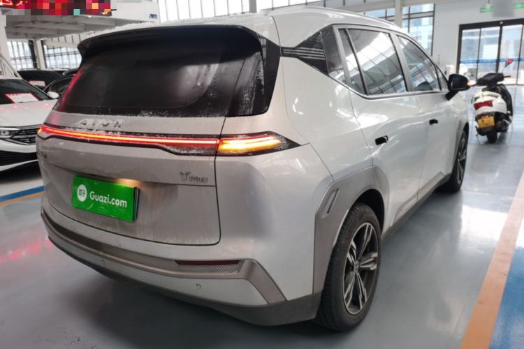 Used AION Y 2023 Younger