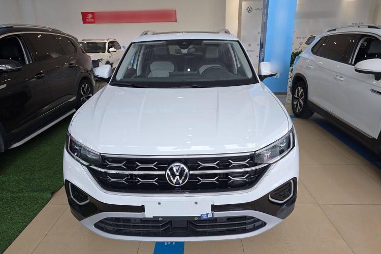 Used Volkswagen Tayron 2023 300TSI Two-Wheel-Drive Luxury Plus Advanced Edition
