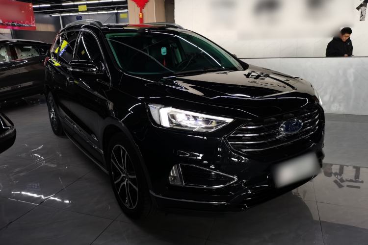 Used Ford Edge 2020 EcoBoost 245 Two-Wheel Drive Titanium 7-Seater
