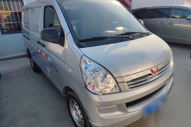 Used Wuling Rongguang S 2023 1.5L Basic Enclosed-Window Vehicle 2 Seats
